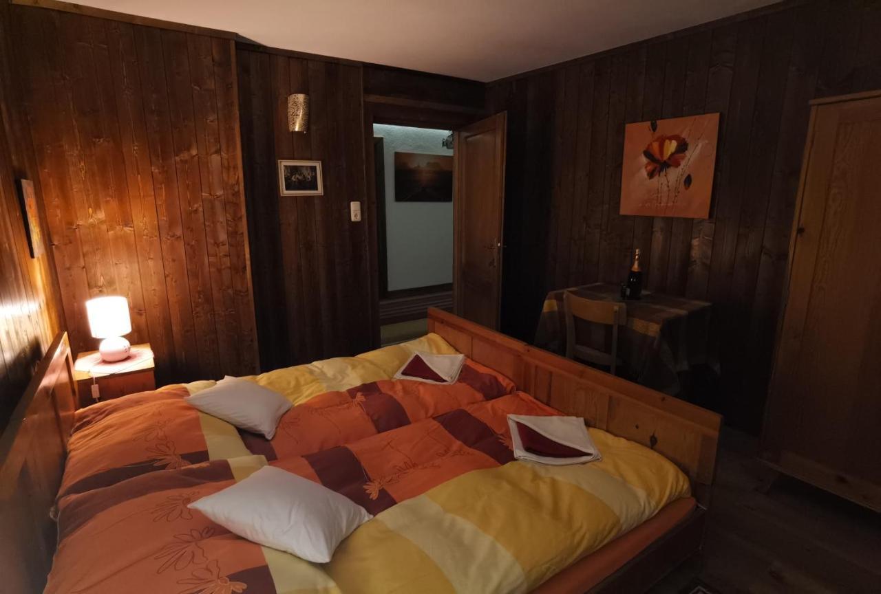 Haus Fiegl Hotel Oetz Ngoại thất bức ảnh