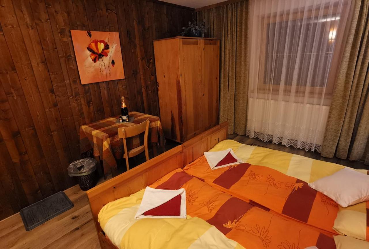 Haus Fiegl Hotel Oetz Ngoại thất bức ảnh