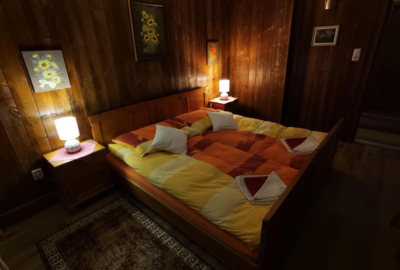 Haus Fiegl Hotel Oetz Ngoại thất bức ảnh